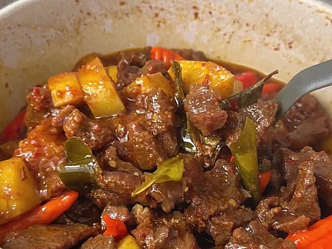 Krengsengan Daging Sapi & Kentang