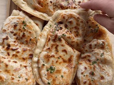 Butter Chicken Flatbread