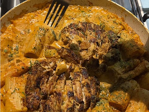 Creamy Chicken Rigatoni Pasta