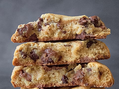 New York Style Chocolate Chip Cookies